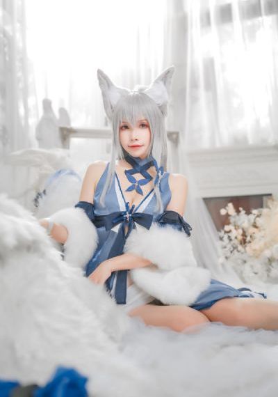 年轻的秘书3在线观看